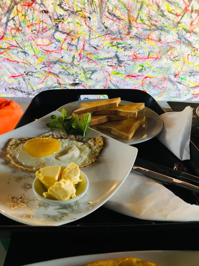 Honey Beach 尼甘布 外观 照片