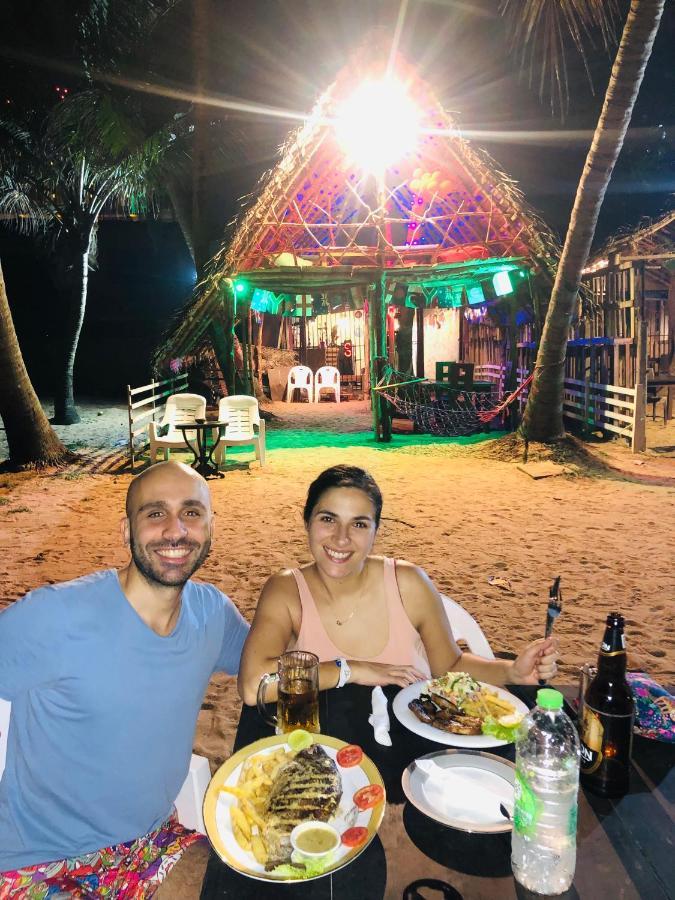 Honey Beach 尼甘布 外观 照片